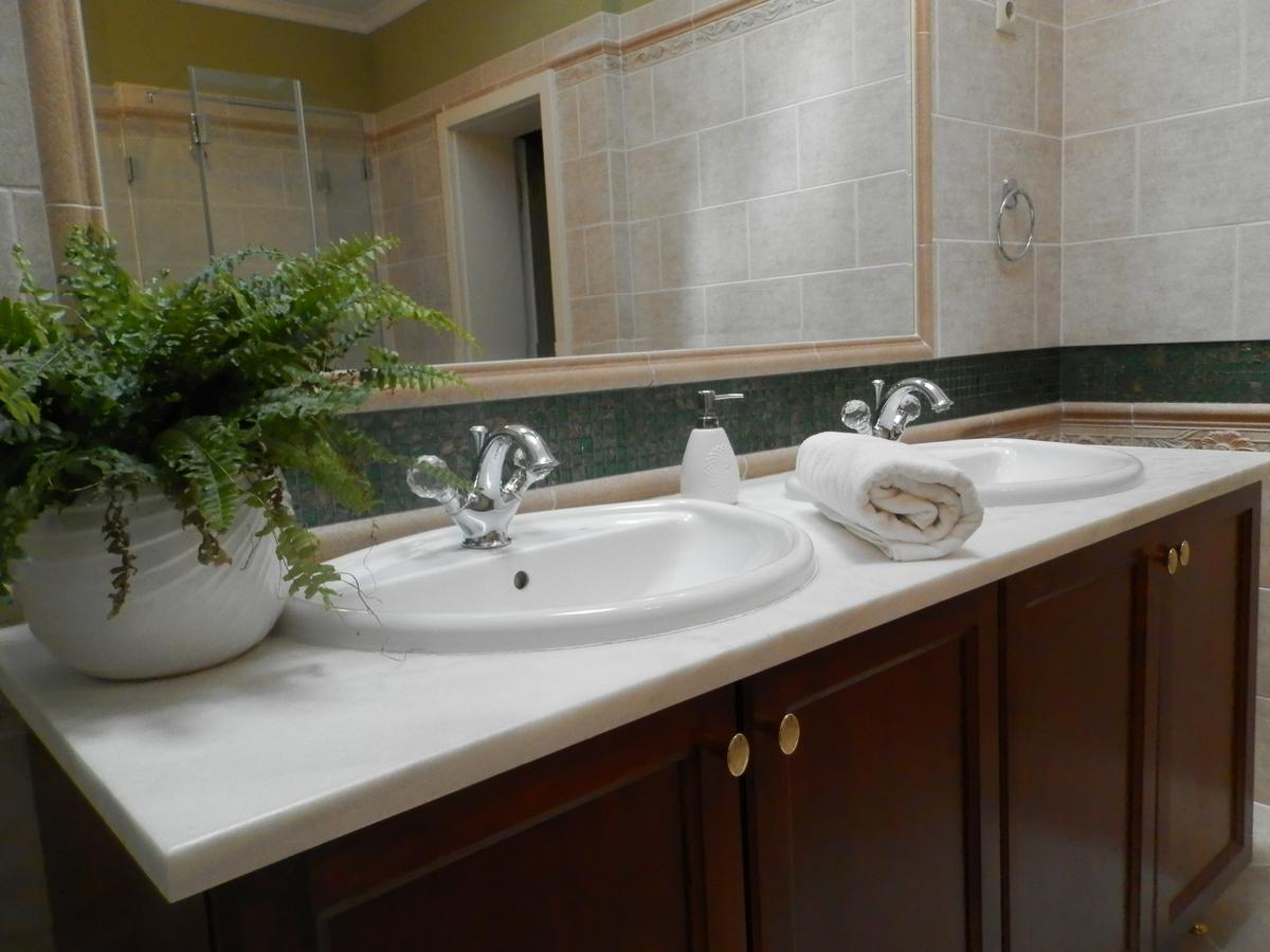 Nagyret Panzio Eger Bed & Breakfast Bagian luar foto