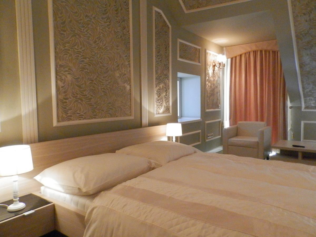 Nagyret Panzio Eger Bed & Breakfast Bagian luar foto