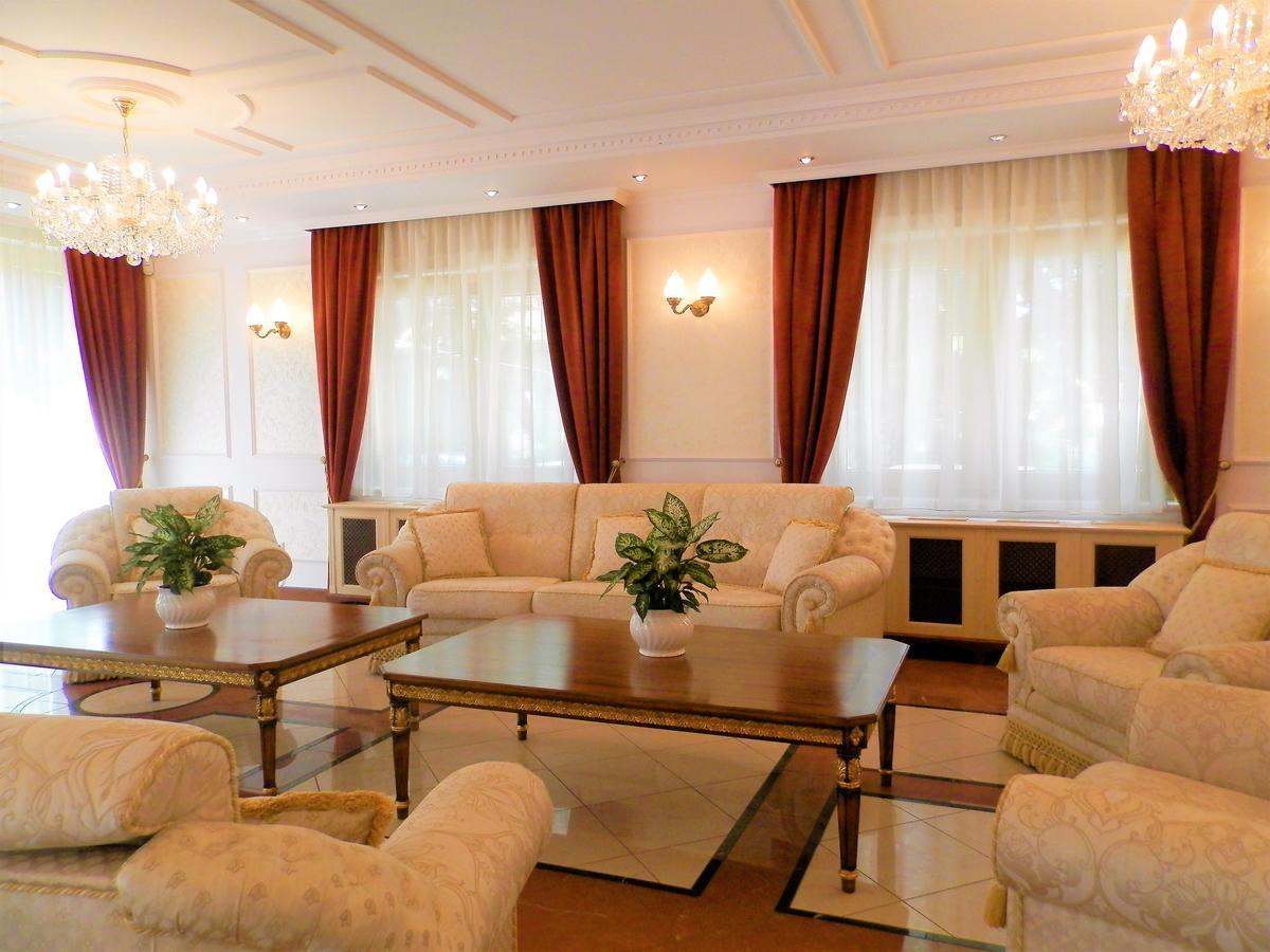 Nagyret Panzio Eger Bed & Breakfast Bagian luar foto