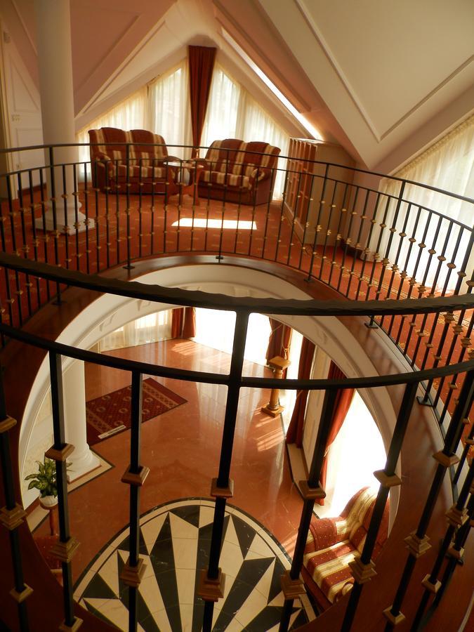 Nagyret Panzio Eger Bed & Breakfast Bagian luar foto